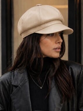 Genuine Lambskin Leather Newsboy Cap for Women – French-Style Beret Hat